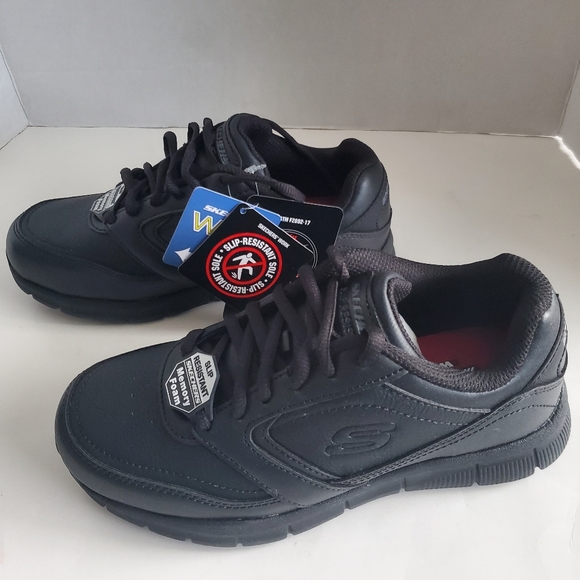 Skechers Women's Nampa-Wyola Food Service Shoe, Black, 5.5 - Picture 2 of 7